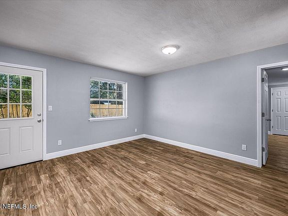 4th image of 3731 HASLETT Drive E