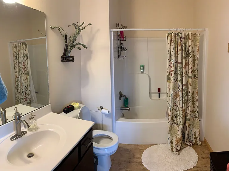 739 Williamson St — Photo 27