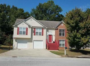 5785 Amerson Ln, Ellenwood, GA