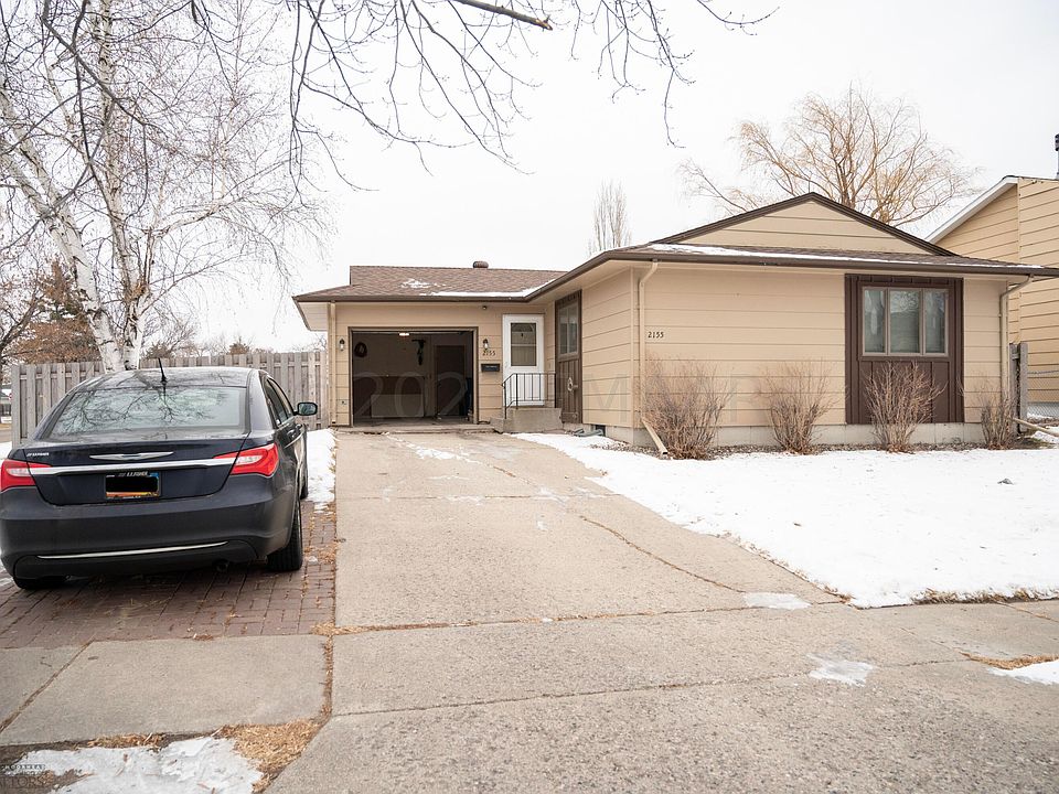1st image of 2155 5th Ave E