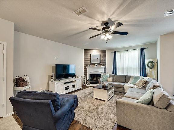 4th image of 10556 Wild Meadow Way