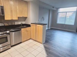 The Eclipse On Center Park, Arlington, VA 22202