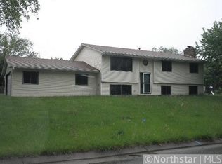 865 Westview Dr, Shoreview, MN 55126