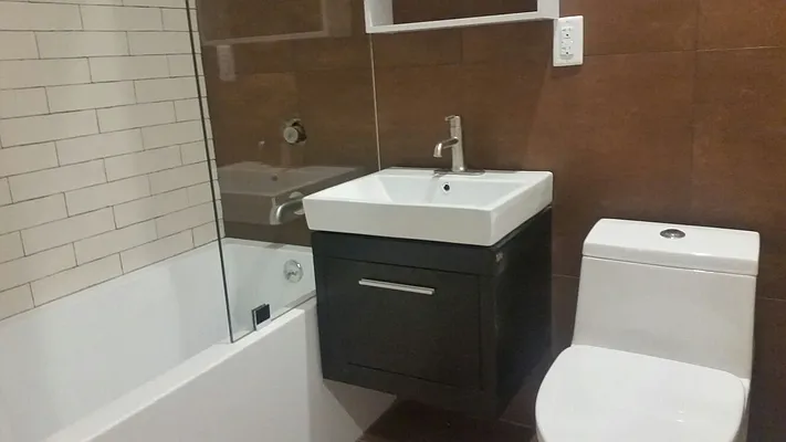 Rented by Nooklyn NYC LLC | media 25