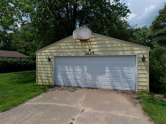 2nd image of 1413 Kingsley Dr