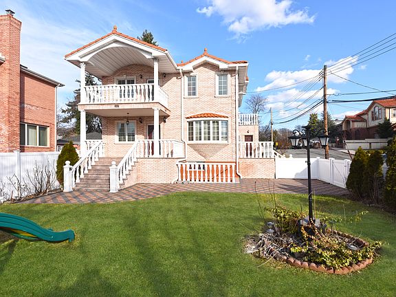 2nd image of 24809 Rushmore Ave