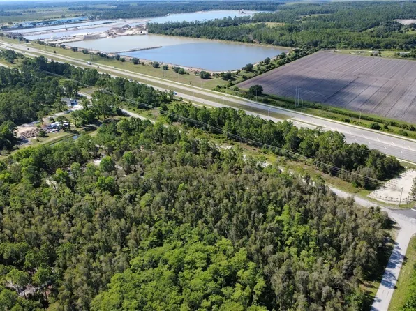 2819 Meadow Rd, Lehigh Acres, FL 33974