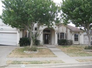 513 Finch Ln, Laredo, TX 78045