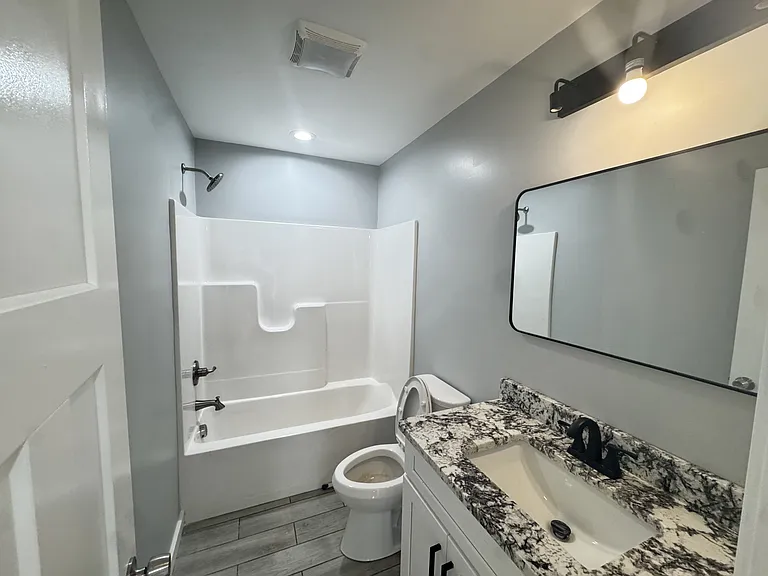48 Charterhouse Ave — Photo 9