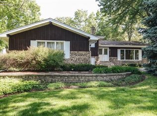 4560 Tall Oaks Ln, Rolling Meadows, IL 60008