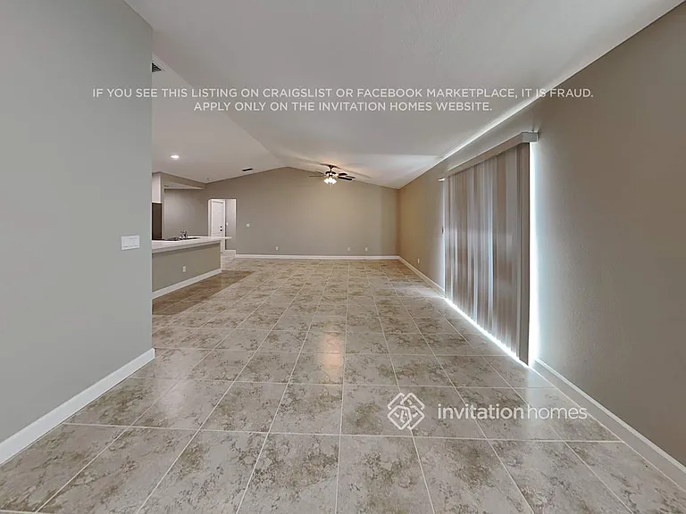 558 Oldenberg St SW — Photo 5