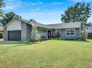 3608 S Sycamore Ave, Broken Arrow, OK 74011