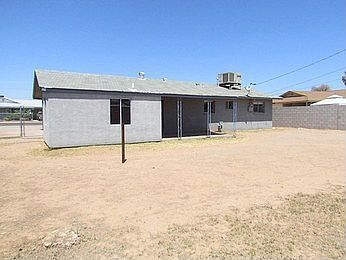 3rd image of 7019 N 77th Ave