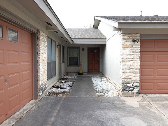 2nd image of 1200 Leander Rd #A