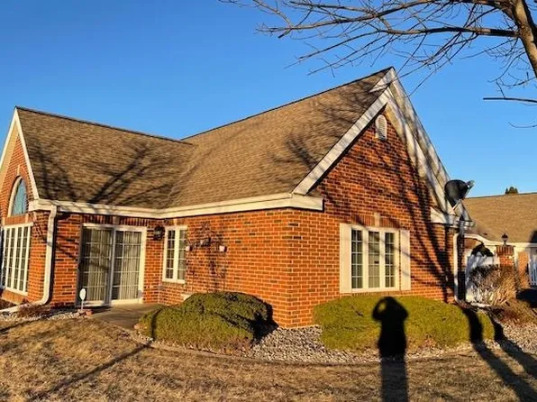 831 N High Point Rd, Madison, WI 53717