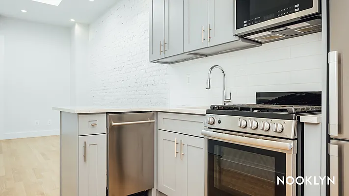 Rented by Nooklyn NYC LLC | media 1