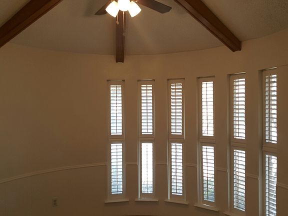 3rd image of 9702 Amberley Dr