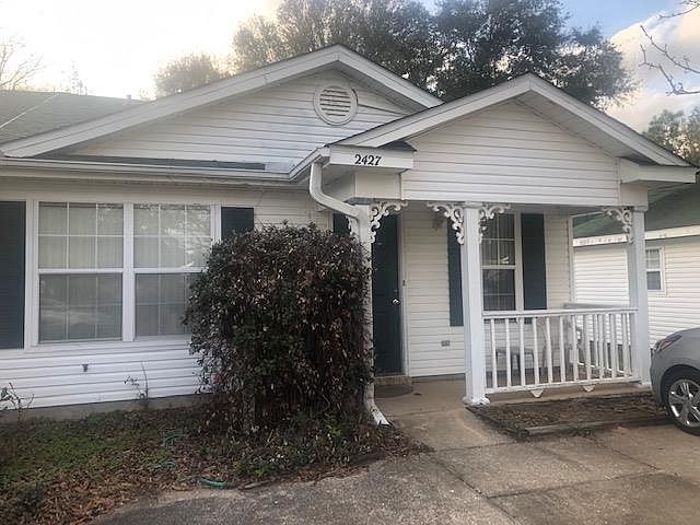 1st image of 2427 Spyglass Cir