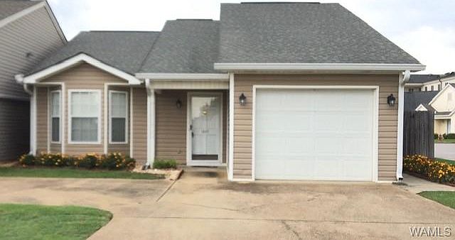 1st image of 1449 Gardenia Ave