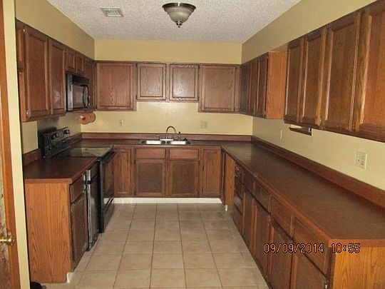 3rd image of 1603 Meadowlea St