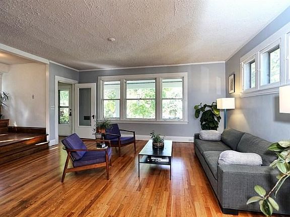 5th image of 1880 Feronia Ave