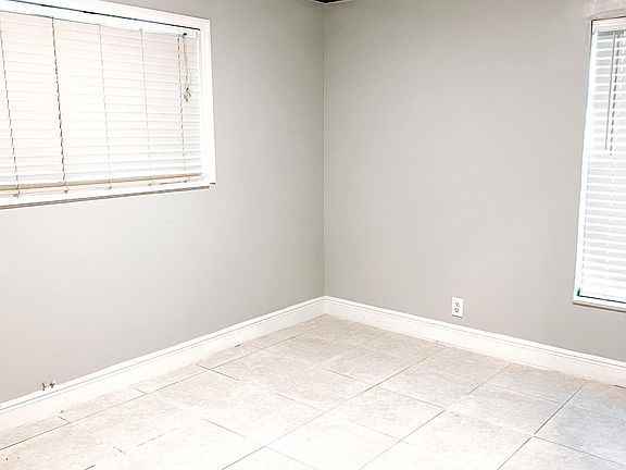 2nd image of 5501 SW 44th Ave