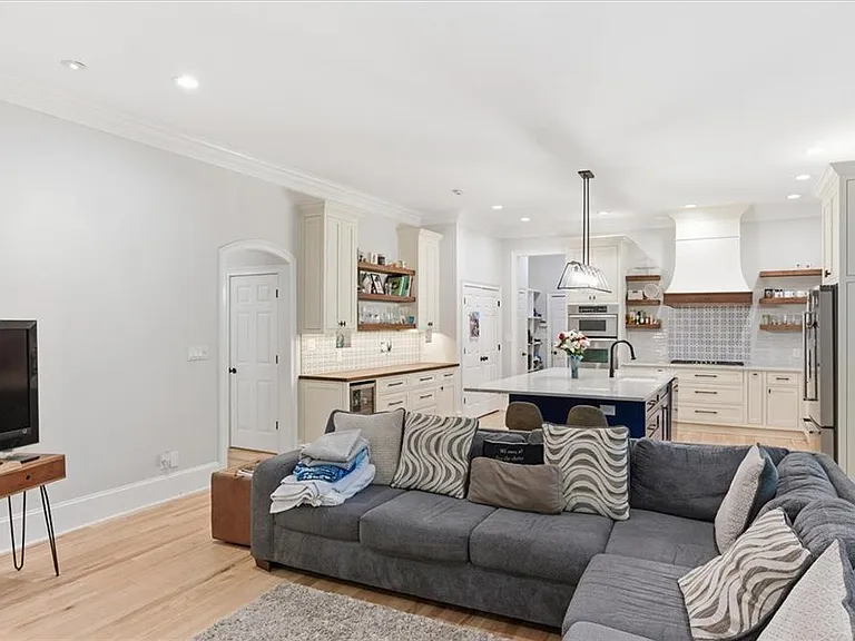 1247 Manor Oaks Ct — Photo 20