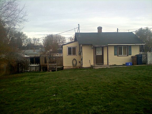 4th image of 3327 E Carlisle Ave