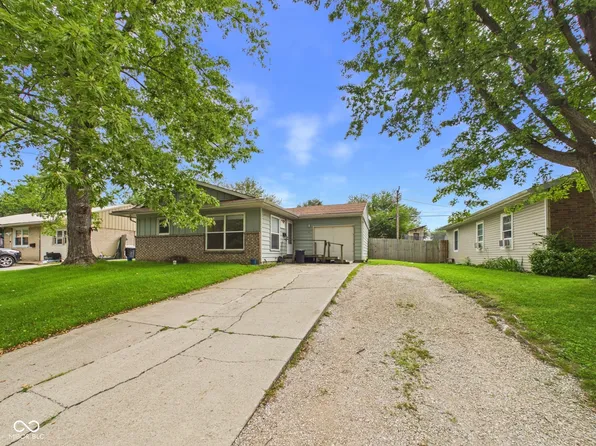 4 White Oak Ct, Hartford City, IN 47348
