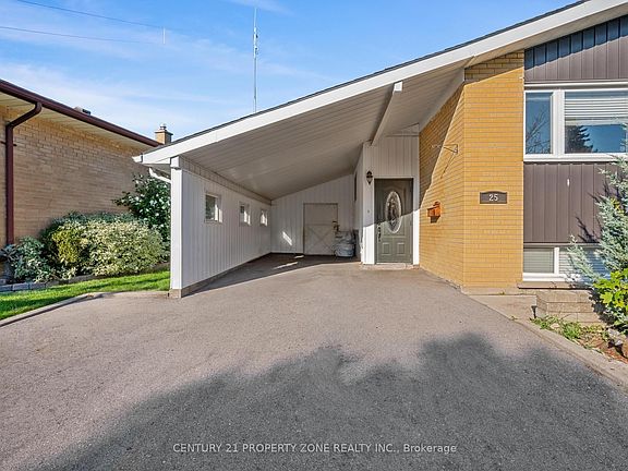 3rd image of 25 Chatsworth Dr