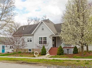 201 S Richman St, Villa Grove, IL 61956