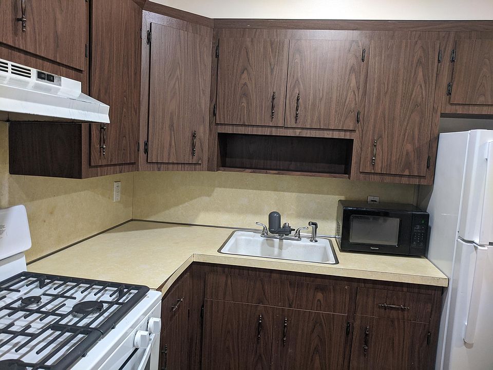 1st image of 356 Palisade Ave Floor 2