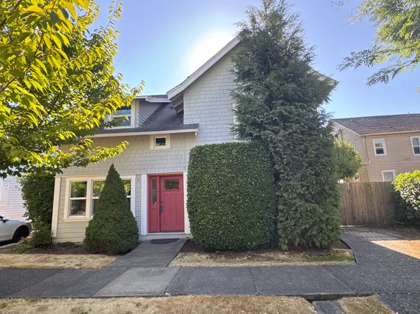 227 SW 7th St, Corvallis, OR 97333