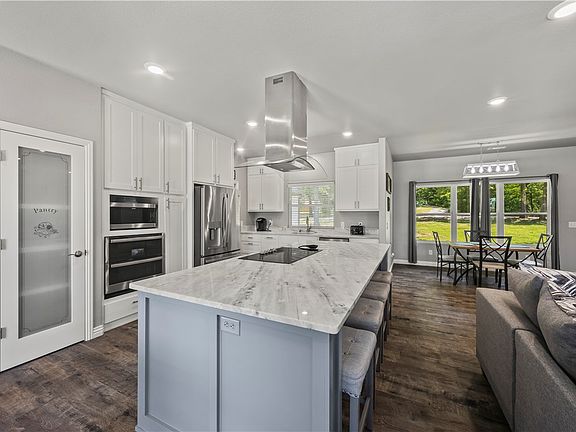 5th image of 3411 S Eliza Ln