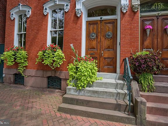 5th image of 17 N Shippen St