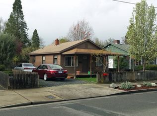 319 SE K St, Grants Pass, OR 97526