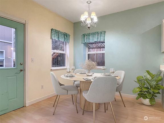 4th image of 1222 7th Street SE #O