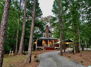 677 General Jackson Memorial Dr, Sylacauga, AL 35151