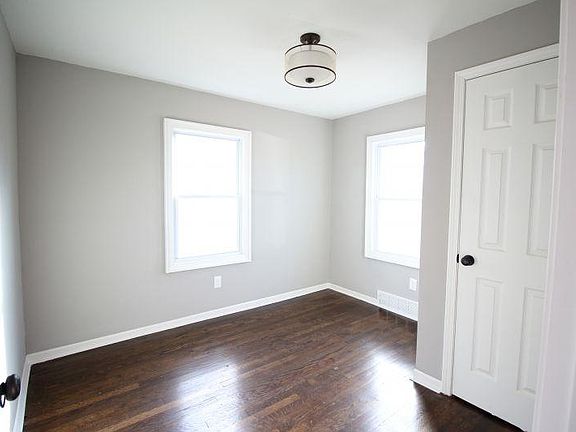 4th image of 8115 Walnut St