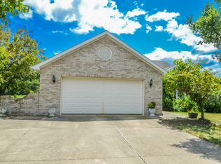 1190 E Case Blvd, Albany, IN 47320