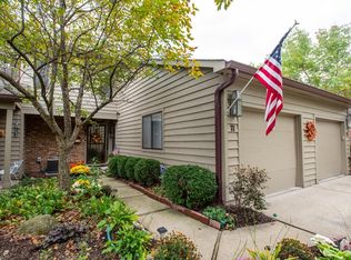 71 Evergreen Cir, Cincinnati, OH 45215