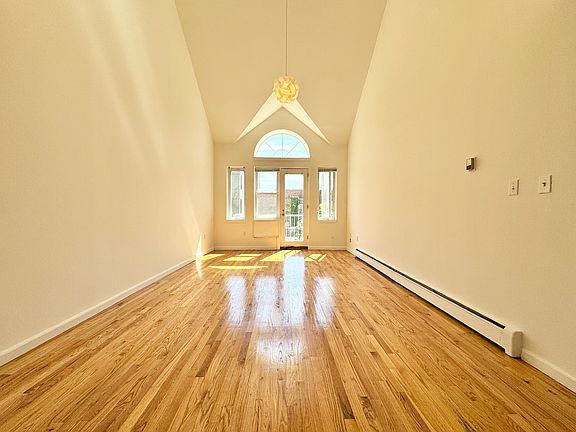 3rd image of 31-12 43rd St #2