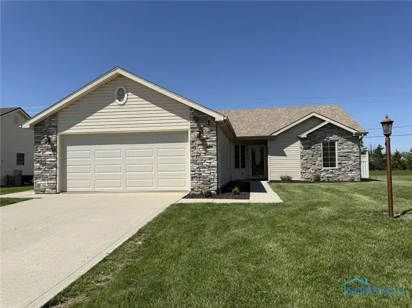 512 Fugate Dr, Defiance, OH 43512