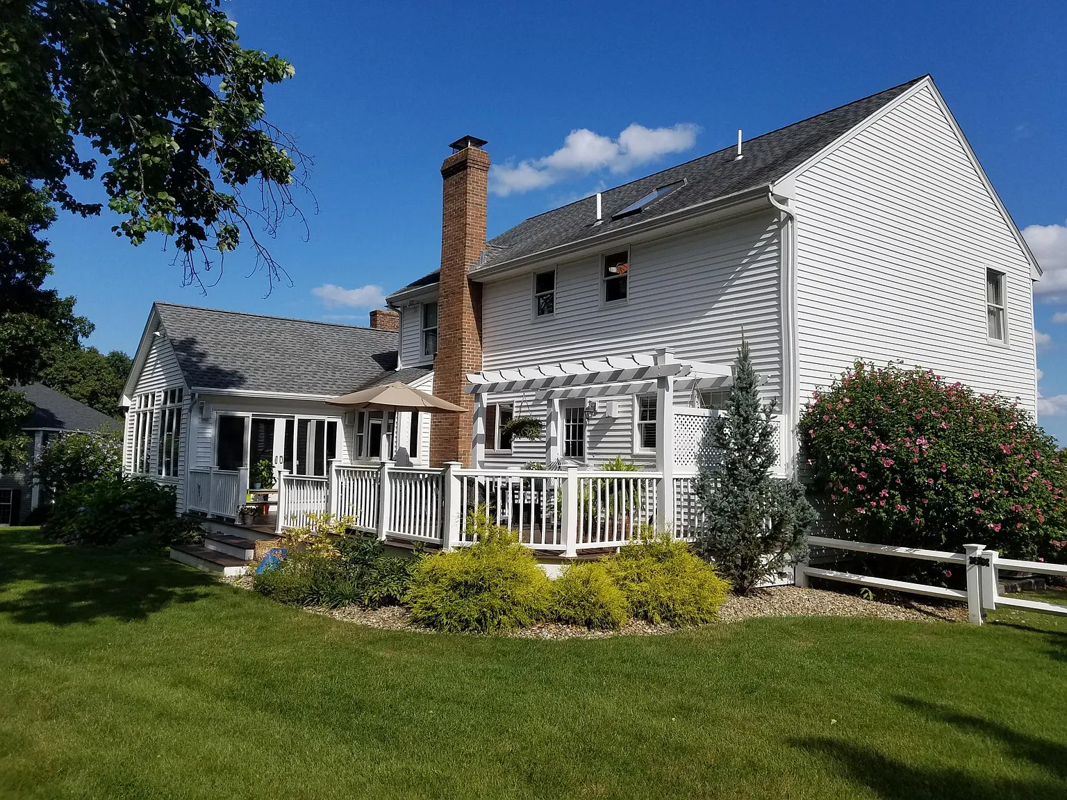 1 bed, 2.5 bath, 3200 sqft, $6,100 — Photo 3