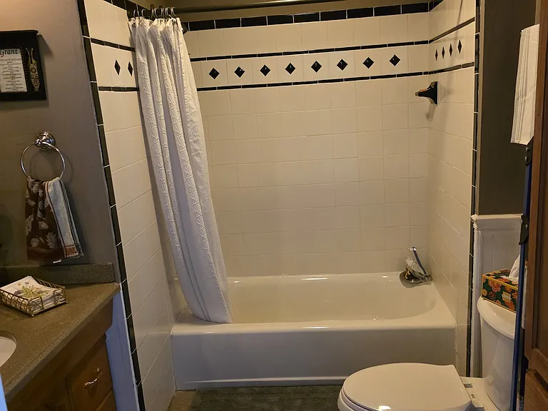 5905 Elgin St #2 — Photo 27