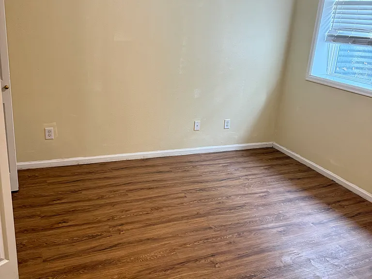 11009 E Colorado Dr — Photo 11