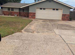 1529 W Broadway Ave, Ponca City, OK 74601