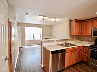 1306 W 39th St #B, Kansas City, MO 64111