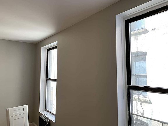 4th image of 244 E 117th St APT 1F