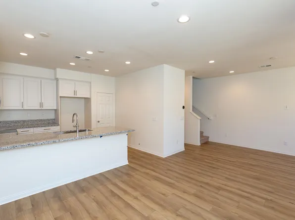 1923 Cicely St, Spring Valley, CA 91978